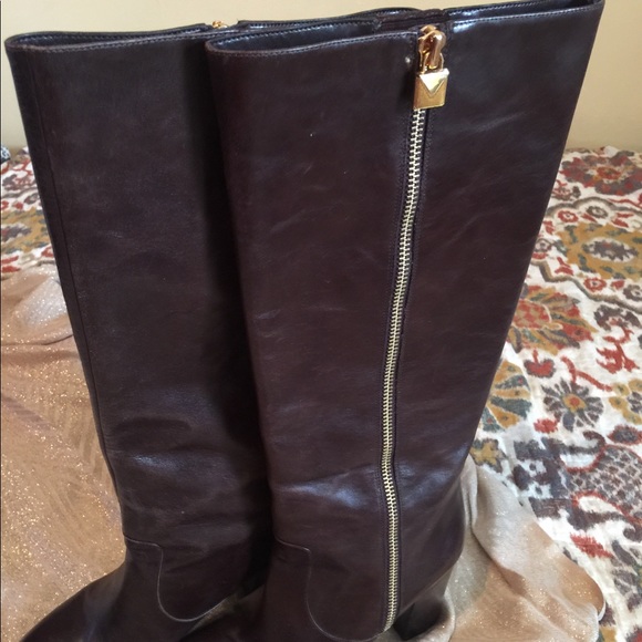 Boots - Picture 5 of 5